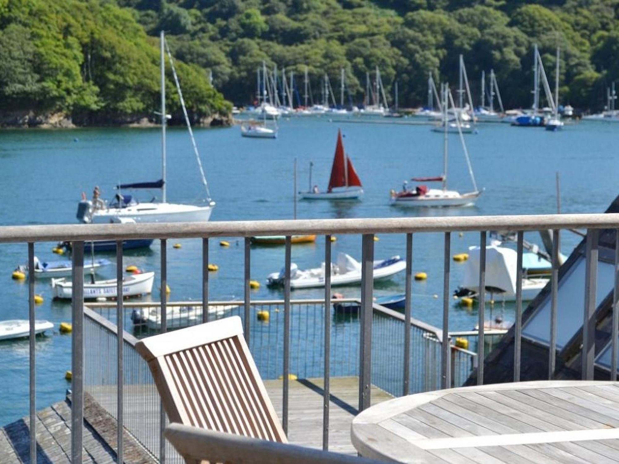 Villa Middle Deck Fowey Esterno foto